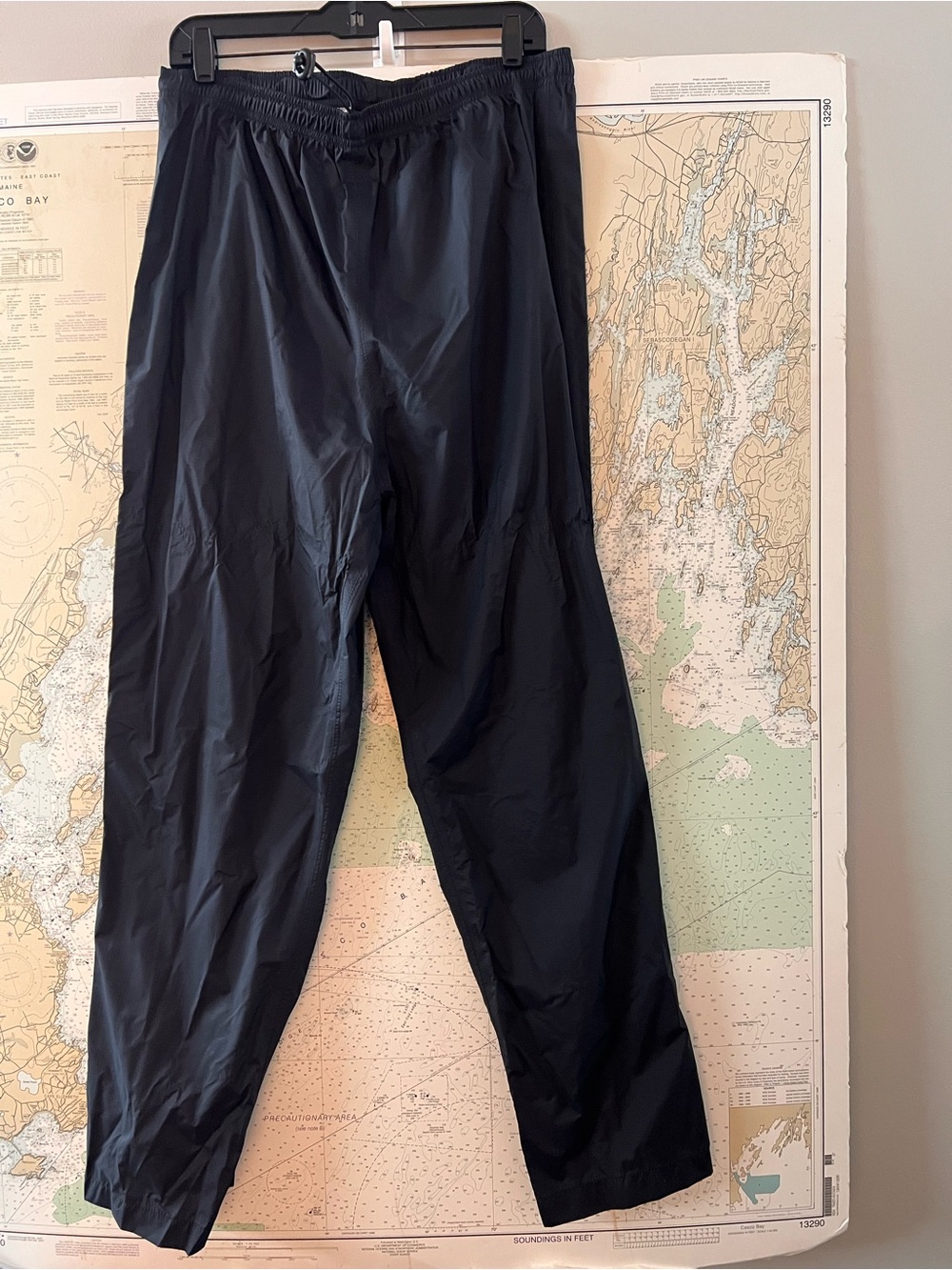 NWT! L.L. Bean Women’s XL Nylon Adjustable Black Rain Wind Pants Travel Hiking